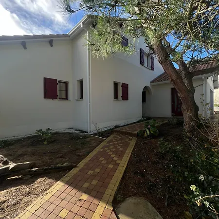 Charmante Maison Centre 펜션