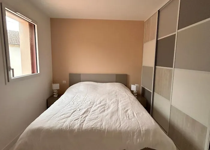 Casa de Férias Charmante Maison Centre *