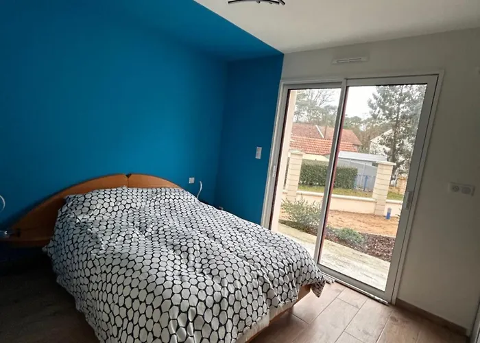 Casa de Férias Charmante Maison Centre