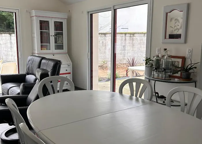 Charmante Maison Centre 펜션